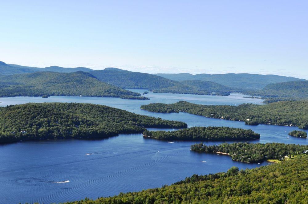 La Taniere De L'Ours Hotell Saint-Donat-de-Montcalm Eksteriør bilde